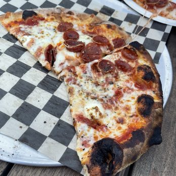 Hawt Pizza Co. - Pizza Near Me - Albuquerque, New Mexico
