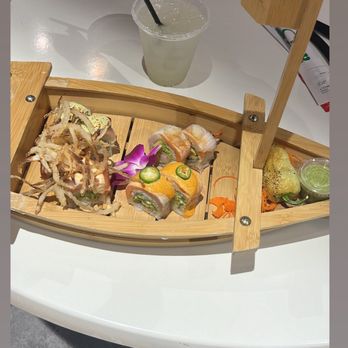 Mercado Gonzalez - Sushi boat popular 4 in 1 and a classic margarita. - Mexican Near Me - Costa Mesa, California Mercado Gonzalez - Sushi boat popular 4 in 1 and a classic margarita. - Mexican Near Me - Costa Mesa, California