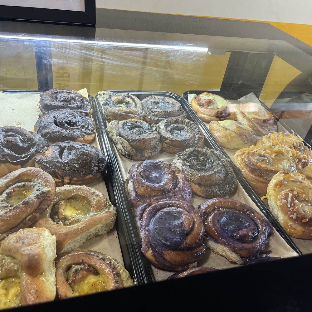 LAMON - Selection of ensaymada - Bakeries Near Me - Long Beach, California LAMON - Selection of ensaymada - Bakeries Near Me - Long Beach, California