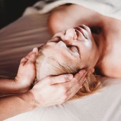 Pidgeon Wellness - Chakra Massage