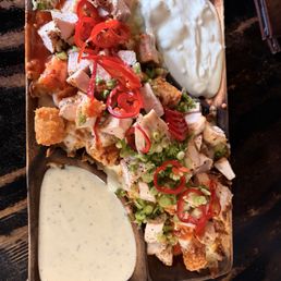 Loaded buffalo chicken tater tots Loaded buffalo chicken tater tots