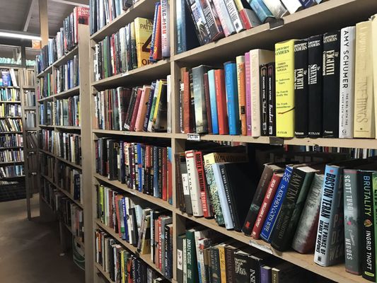 Maui Friends of the Library, Puunene by null