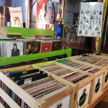 Lola's Market - Records galore - Flea Markets Near Me - Fort Lauderdale, Florida Lola's Market - Records galore - Flea Markets Near Me - Fort Lauderdale, Florida