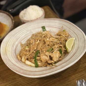 Crying Thaiger - Pad Thai with chicken - Thai Near Me - Malden, Massachusetts