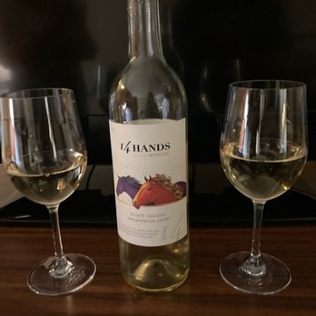 Hampton Inn & Suites Ocala - Our wine! - Hotels Near Me - Ocala, Florida Hampton Inn & Suites Ocala - Our wine! - Hotels Near Me - Ocala, Florida
