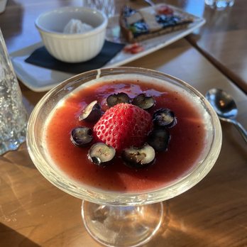 Radici - Panna Cotta ai Frutti di Bosco - Italian Near Me - Hermosa Beach, California Radici - Panna Cotta ai Frutti di Bosco - Italian Near Me - Hermosa Beach, California