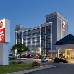 Best Western Plus Midwest Inn - Exterior