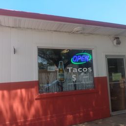 Exterior outside entrance of La Victoria - La Victoria. Easy descion to give them 5 Stars. - Sioux City, Iowa Exterior outside entrance of La Victoria - La Victoria. Easy descion to give them 5 Stars. - Sioux City, Iowa