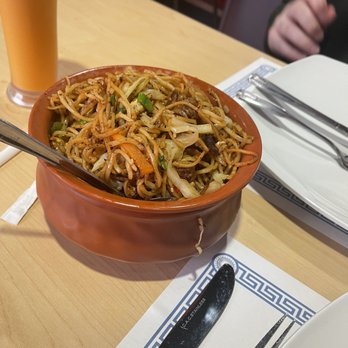 Everest Curry Bar & Grill - Chicken chowmein was very tasty - Indian Near Me - Houston, Texas Everest Curry Bar & Grill - Chicken chowmein was very tasty - Indian Near Me - Houston, Texas