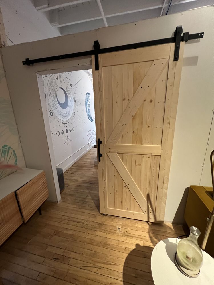 Slide of Daryna Construction