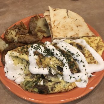The Chalkboard Kitchen - Breakfast & Brunch Near Me - South Haven, Michigan
