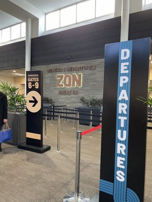Queenstown Airport by null