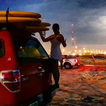 Goko Kayaks - Tying down the boards after a stunning sunset and moonrise. - Paddleboarding Near Me Goko Kayaks - Tying down the boards after a stunning sunset and moonrise. - Paddleboarding Near Me