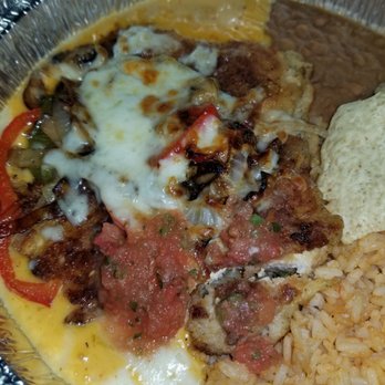 Ramos Tex-Mex Restaurant #3 - Chicken Filet with queso plate - Tex-Mex Near Me - Austin, Texas