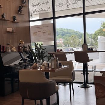 Brown Sugar Cafe - Piano - Cafes Near Me - Waren Twp, New Jersey