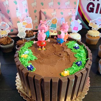 Safeway - a birthday cake and cupcakes - Grocery Near Me - Payson, Arizona