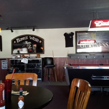 Bones Roadhouse - American Near Me - Placerville, California