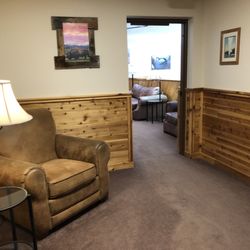 Yellowstone Village Inn and Suites - Hallways