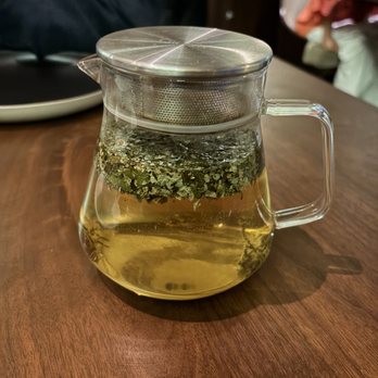 Alan Wongs Kahala - Hot tea - Hawaiian Near Me - Honolulu, Hawaii