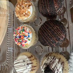 The Cupcake Lady - Delicious cupcakes