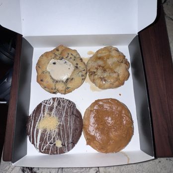 Crave Cookies - Desserts Near Me - Indianapolis, Indiana