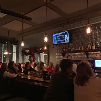 Kingfish Kitchen & Cocktails - Cajun/Creole Near Me - New Orleans, Louisiana