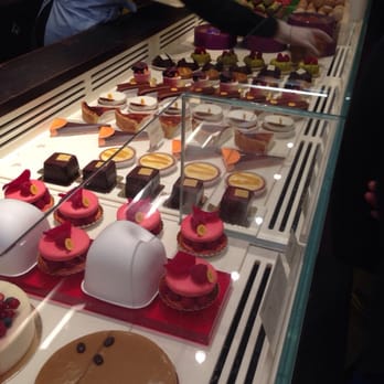 Pierre Hermé - Chocolatiers & Shops Near Me - Paris, 75 Pierre Hermé - Chocolatiers & Shops Near Me - Paris, 75