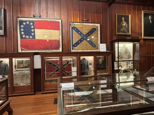 Confederate Memorial Hall Museum by null
