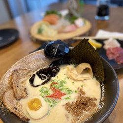 Token Ramen - Tonkatsu