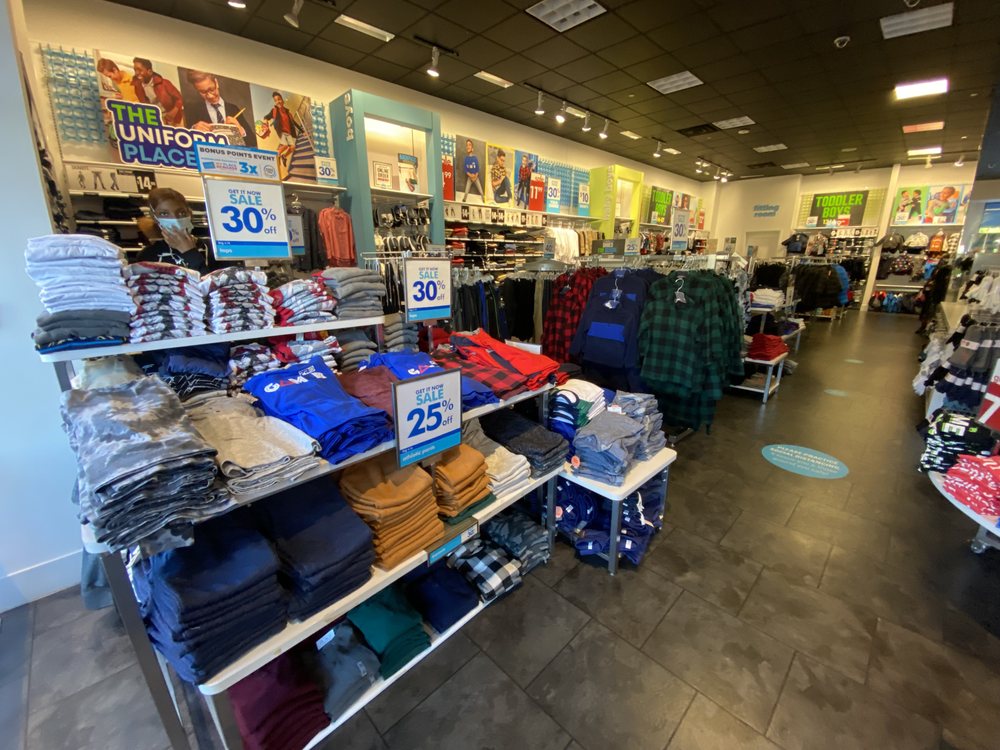 THE CHILDREN’S PLACE 1350 Scenic Highway, Snellville,