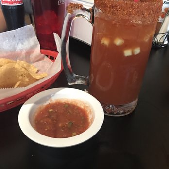 Mariscos Playa De Corales - Crispy chips and salsa - Seafood Near Me - Placentia, California Mariscos Playa De Corales - Crispy chips and salsa - Seafood Near Me - Placentia, California