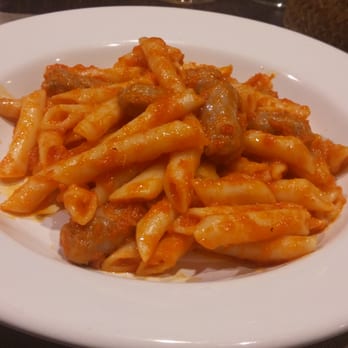 Leku - Macarrones "de la abuela" - Spanish Near Me - Barcelona, B