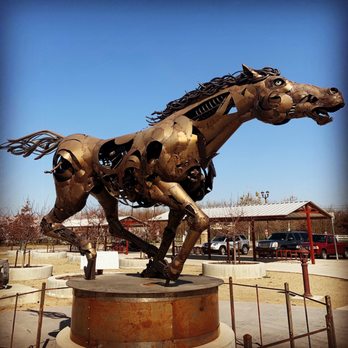 Dry Creek Trailhead - Metal horse - Hiking Near Me - Clovis, California Dry Creek Trailhead - Metal horse - Hiking Near Me - Clovis, California