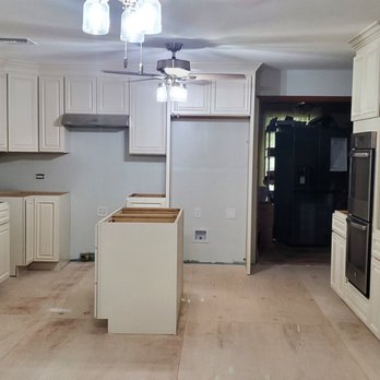 Value Cabinetry & Renovation - kitchen being remodeled - Cabinetry Near Me - Houma, Louisiana Value Cabinetry & Renovation - kitchen being remodeled - Cabinetry Near Me - Houma, Louisiana
