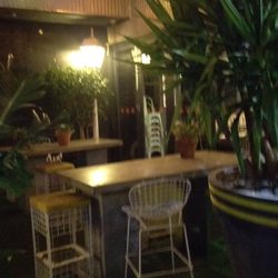 Mac's Hotel - Beer Garden