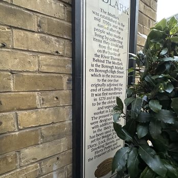 The Mudlark - Pubs Near Me - London, XGL