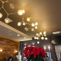 The Nail Lounge