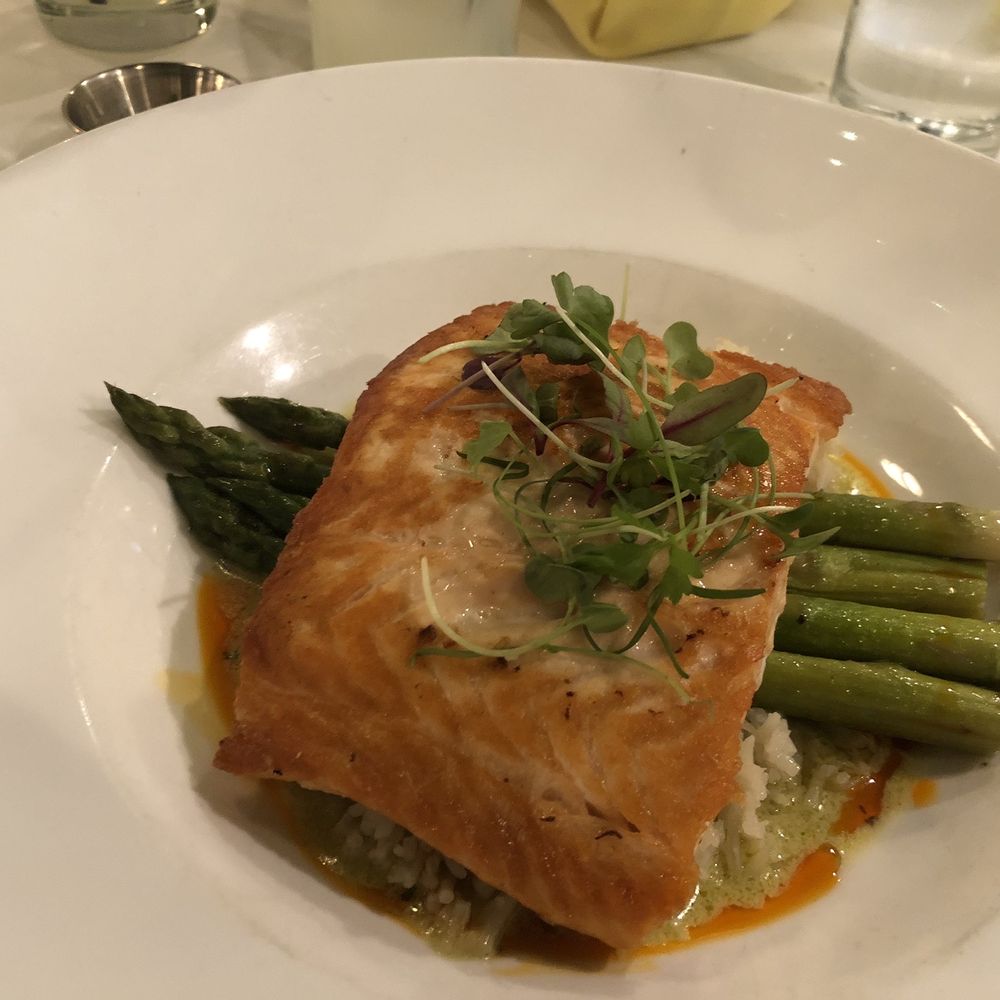 La Jolla Groves - Salmon Filet with fresh asparagus and lemon rice - New American Near Me - Provo, Utah