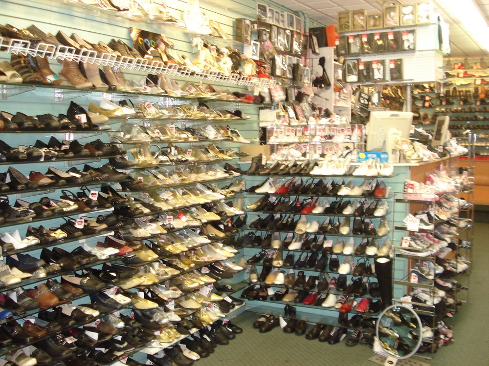 BROTHERS SHOES Updated October 2024 3619 Germantown Ave