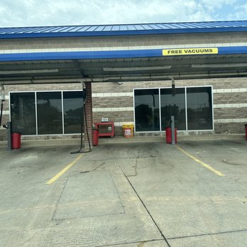 Zips Car Wash - Car Wash Near Me - Haltom City, Texas Zips Car Wash - Car Wash Near Me - Haltom City, Texas