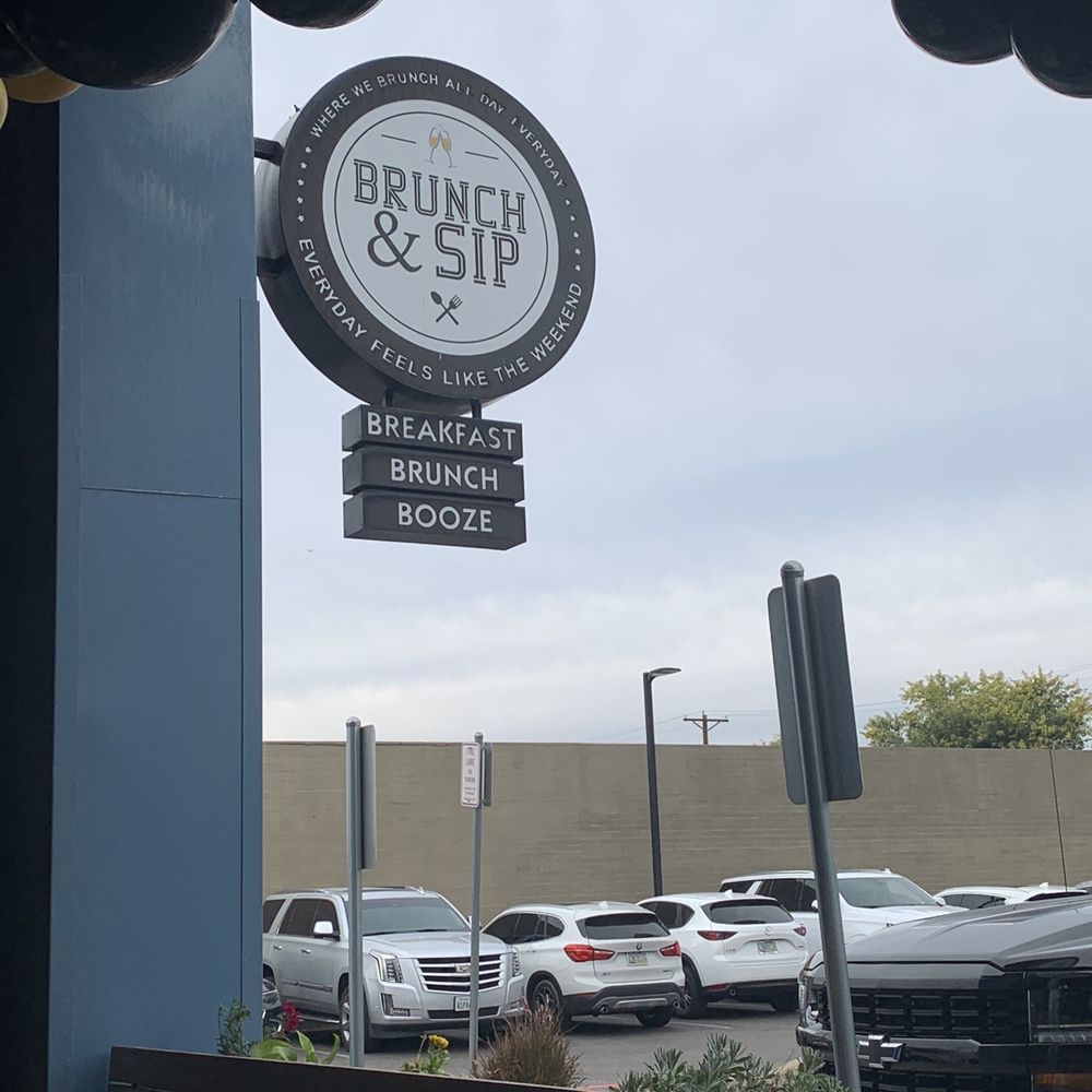 Brunch & Sip - Sign outside - Coffee & Tea Near Me - Phoenix, Arizona