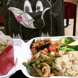 Broccoli Beef Panda Cub Meal™