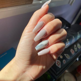 Nails L'amour - marble nails set done by Bebe - Nail Salons Near Me - Milpitas, California