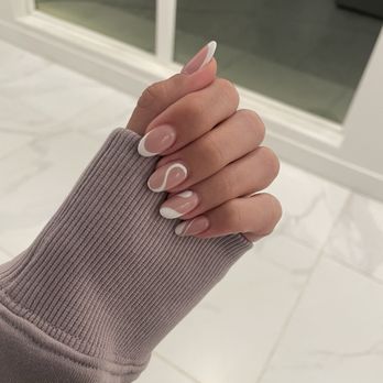 Pamper Me Nails & Spa - Nail Salons Near Me - Hesperia, California