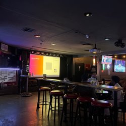 Deano’s Pub
