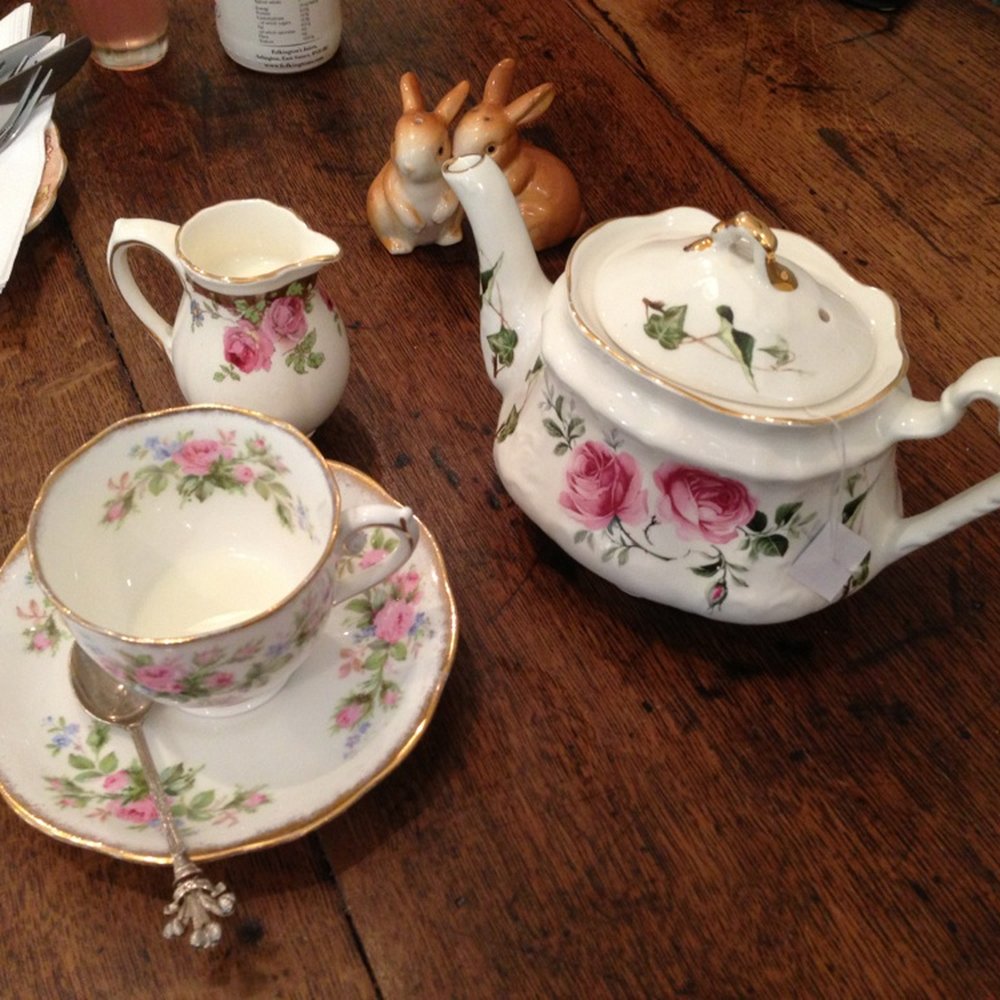White Rabbit Tea House - Vintage fine bone china. - Tea Rooms Near Me - Nottingham, NGM White Rabbit Tea House - Vintage fine bone china. - Tea Rooms Near Me - Nottingham, NGM