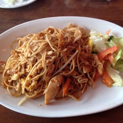 Thai Wok Orkidé - Stekta nudlar med kyckling, lunchpris 80:-