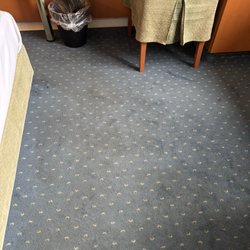 Hoteltraube Rüdesheim - Hotel carpet showing wear and stains.
