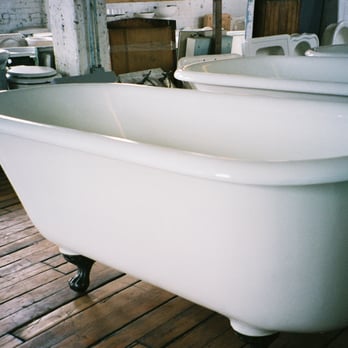 NAPCO - Bathtub resurfacing keeps vintage clawfoot tubs out of the landfills. - Refinishing Services Near Me - Skokie, Illinois NAPCO - Bathtub resurfacing keeps vintage clawfoot tubs out of the landfills. - Refinishing Services Near Me - Skokie, Illinois