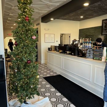 Birdie's Coffee - a christmas tree in a coffee shop - Coffee & Tea Near Me - Cincinnati, Ohio